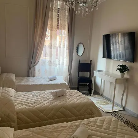 Glint House Royal - Sapienza Guest house