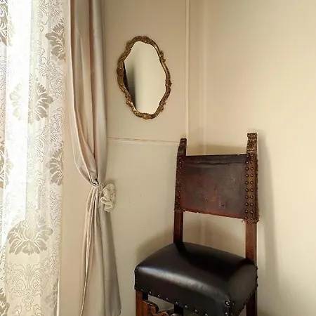 Glint House Royal - Sapienza 4*