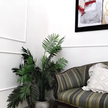 Glint House Royal - Sapienza Guest house 4*